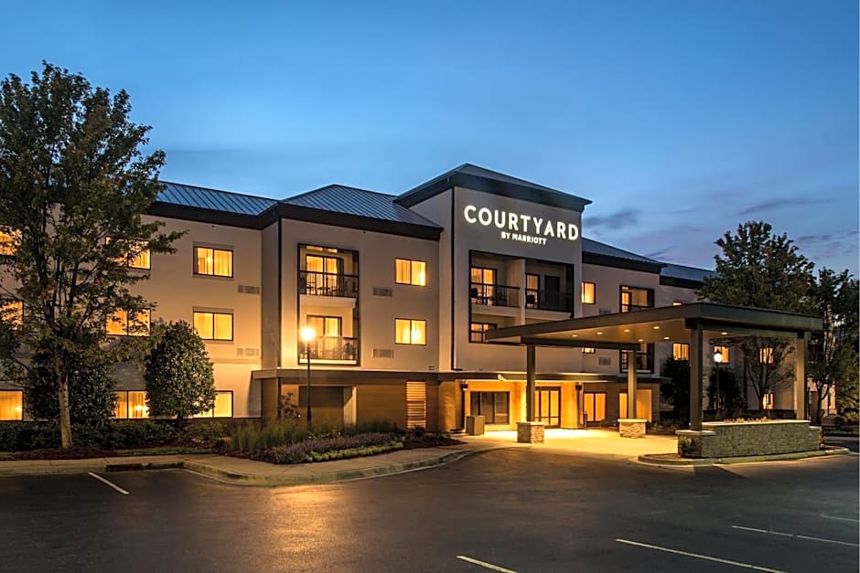 Courtyard by Marriott Charlotte Ballantyne