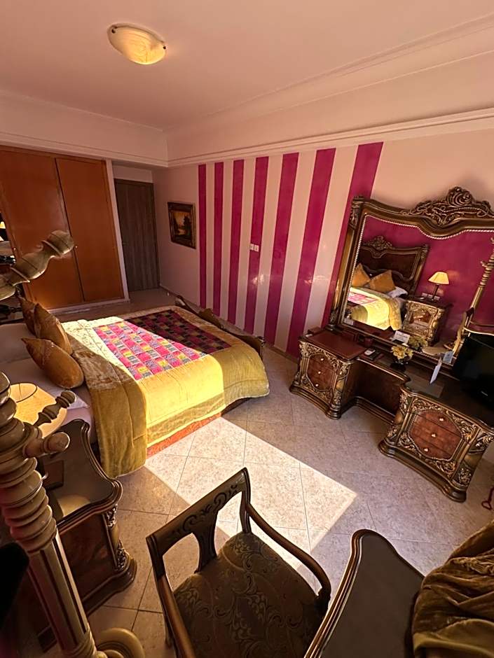 Hotel Mounia