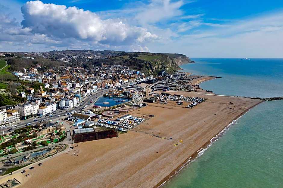 Master accommodation suite 2 sea view with balcony