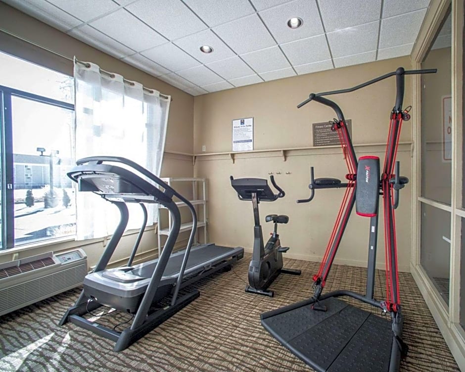 Comfort Inn & Suites St. Louis-Hazelwood