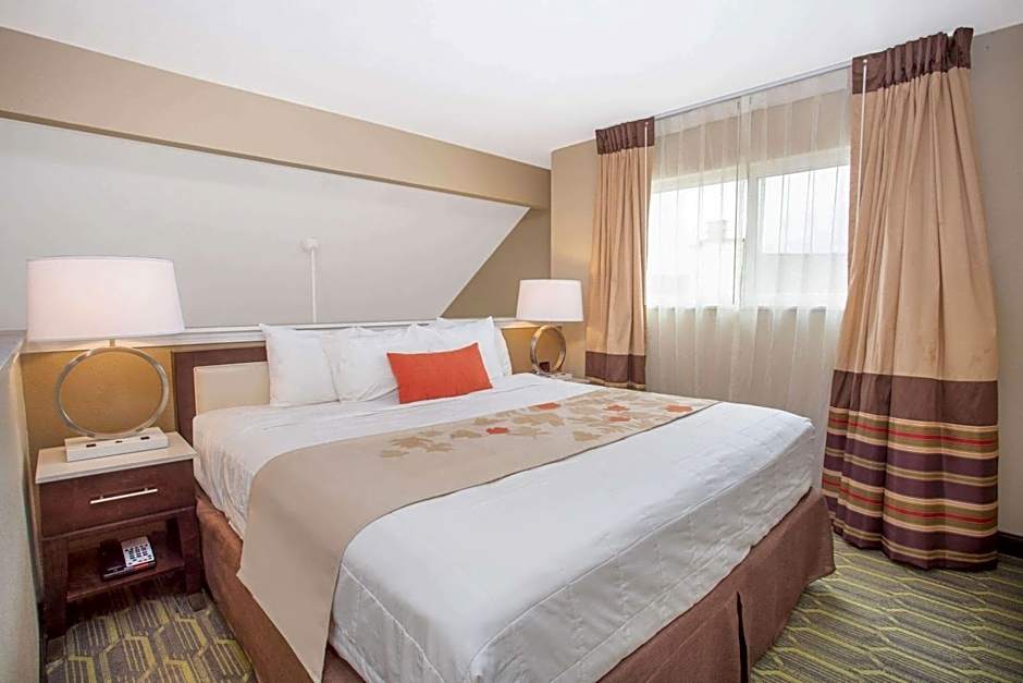 Hawthorn Suites by Wyndham