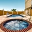 La Quinta Inn & Suites by Wyndham Mercedes Outlet Mall