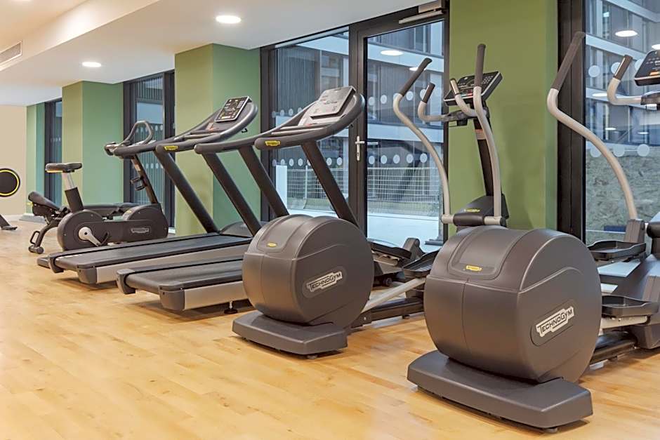 Holiday Inn London-Heathrow Bath Road By IHG