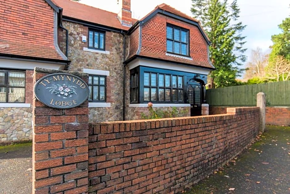 Ty Mynydd Lodge