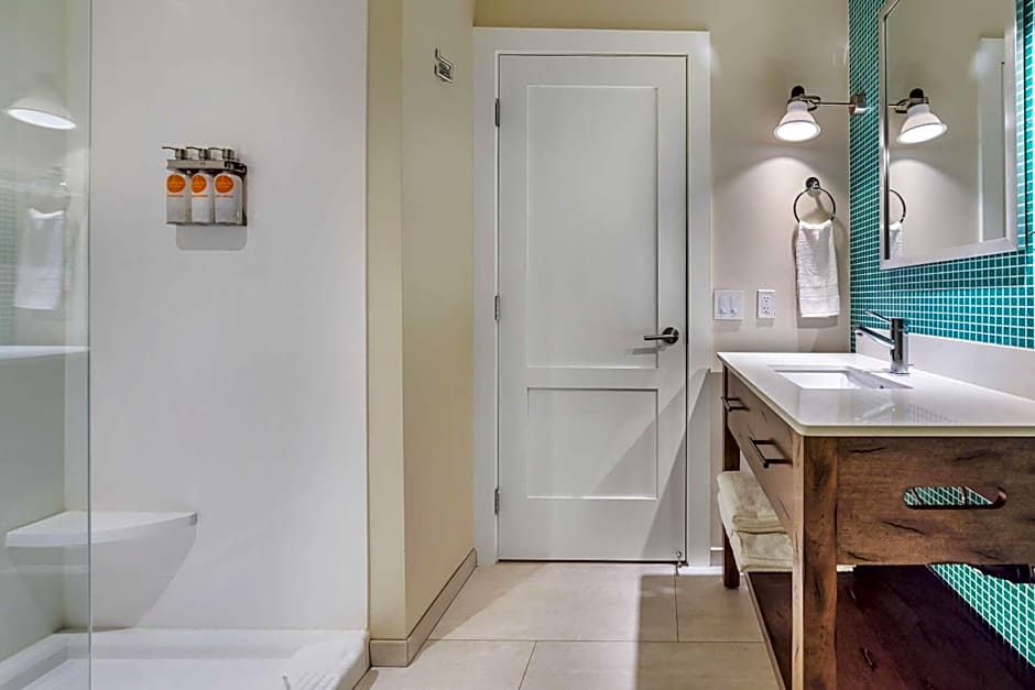 UpValley Inn & Hot Springs, Ascend Hotel Collection 