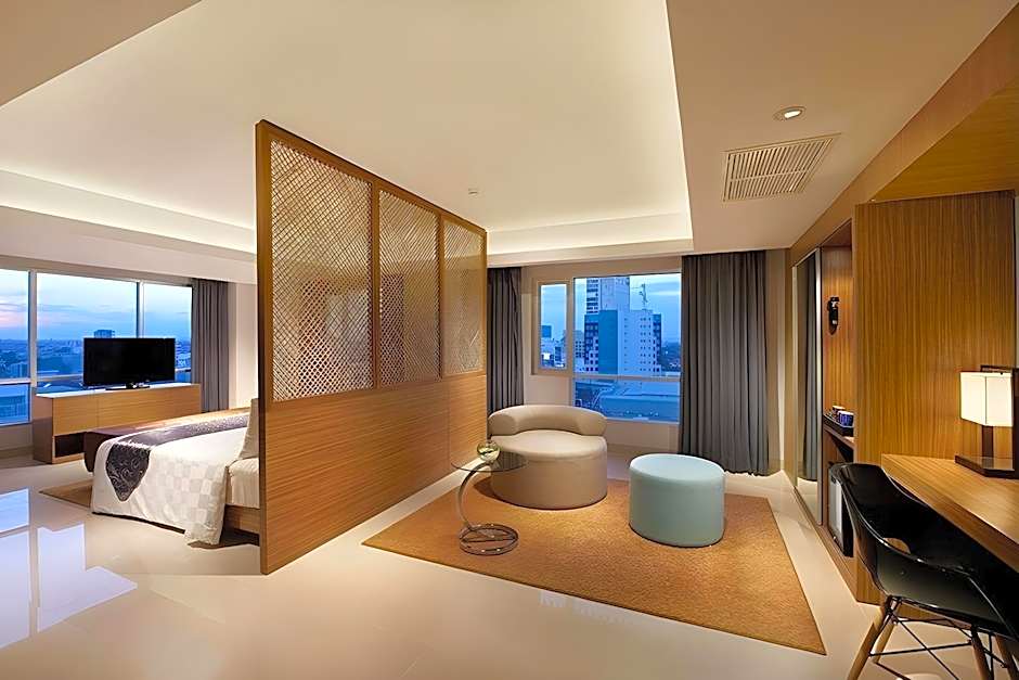 Crown Prince Hotel Surabaya Managed by Midtown Indonesia Hotels