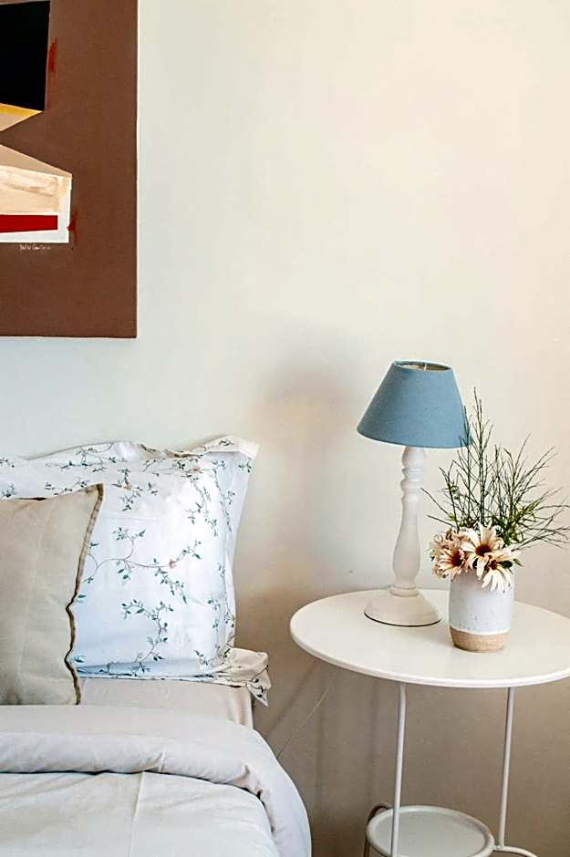 Just like Home - Number 8 em Quinta das Mineirinhas