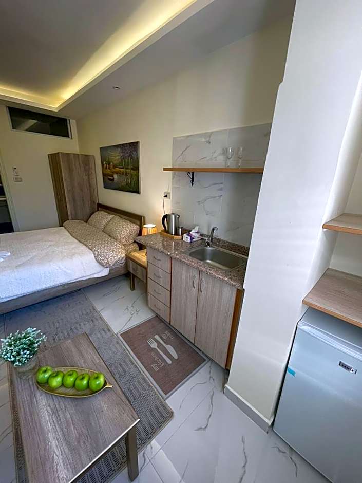 Zdjęcie 1 z 8 — Double Room with Private Bathroom
