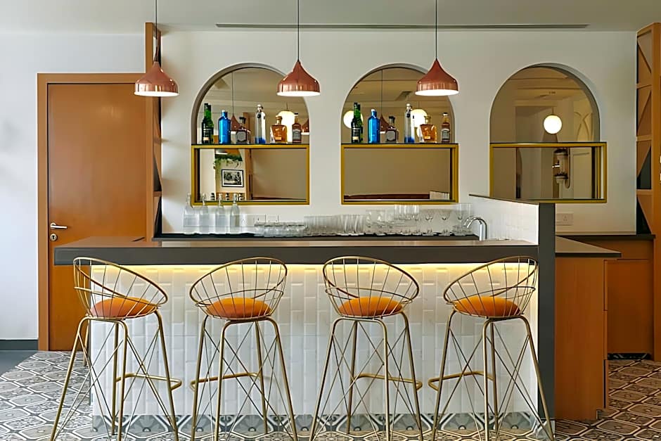 Monday Hotels Mahape