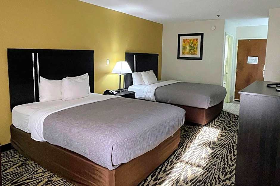 Quality Inn & Suites Clemmons I-40