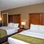 Comfort Inn & Suites Erie - Splash Lagoon Indoor Waterpark