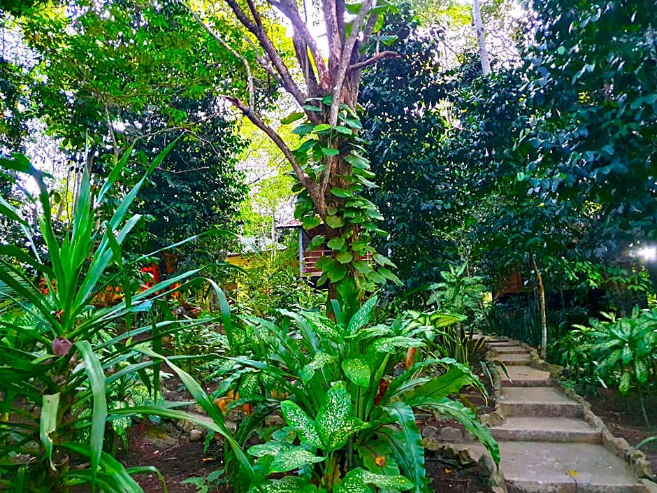 Santi Garden Bungalows