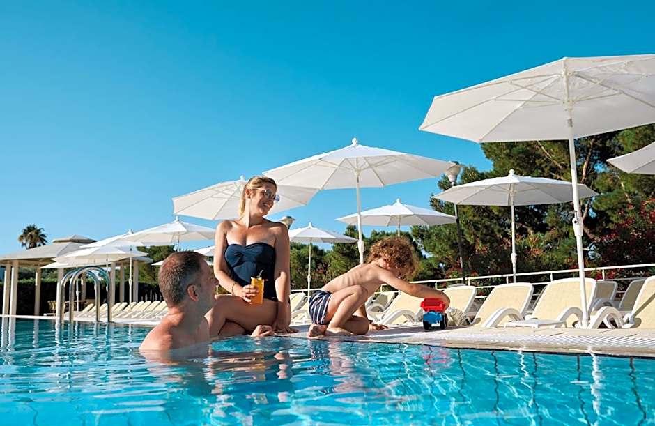 Bluesun Holiday Village Afrodita