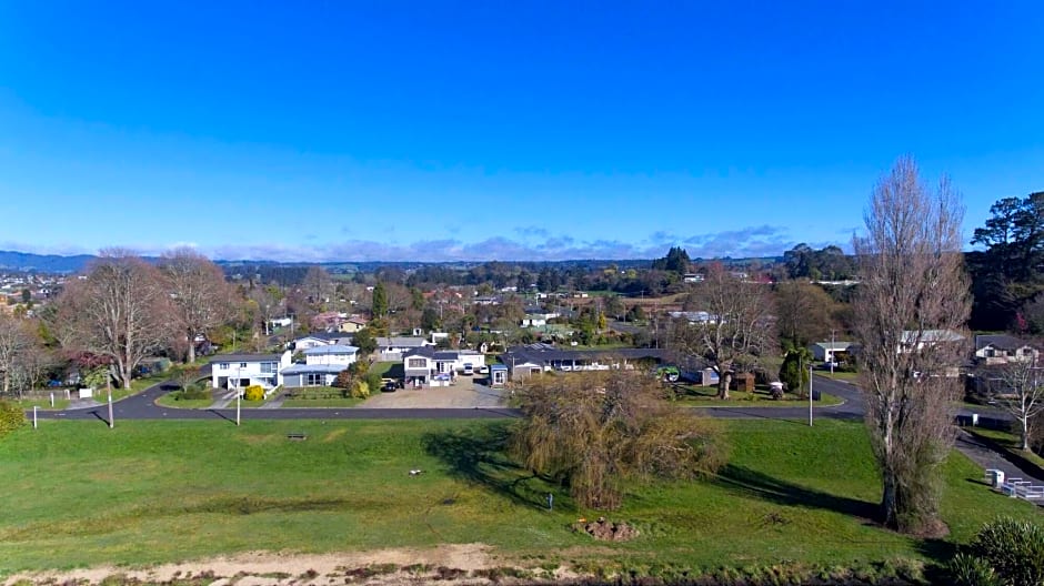 Waiteti Lakefront Motel