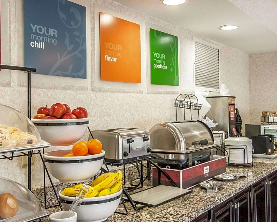 Quality Inn Edmund Pettus Bridge Area