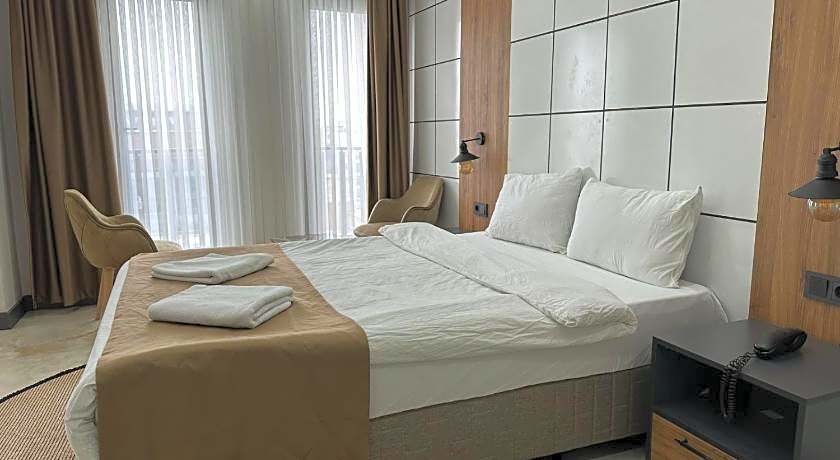 Pars Palas Hotel