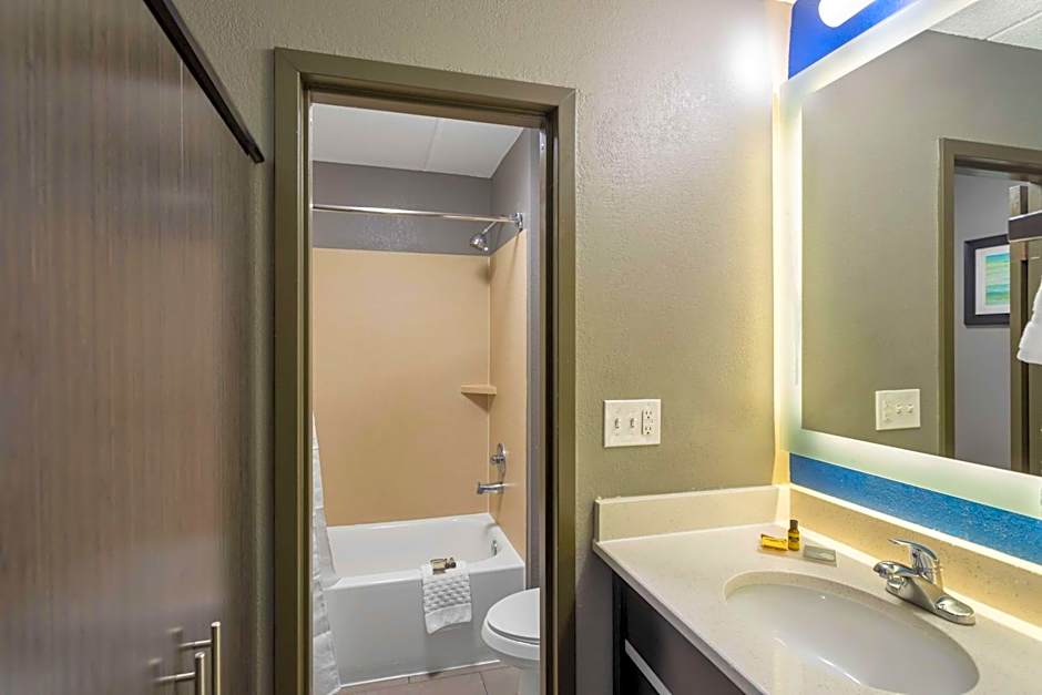 Best Western Plus Bowling Green