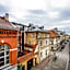 Hotel H12