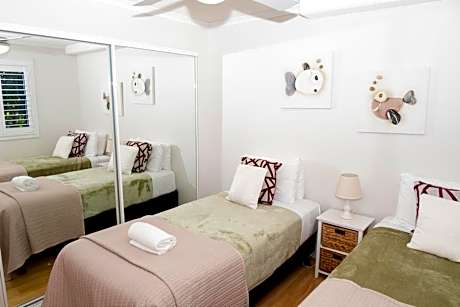 2 Bedroom Apartment with Garden View (1)