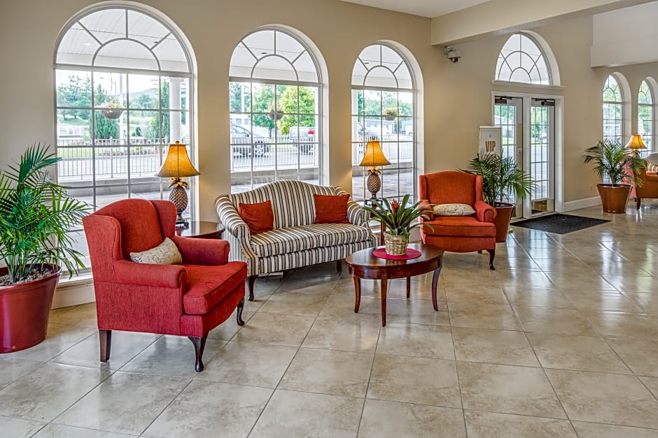The Suites at Fall Creek