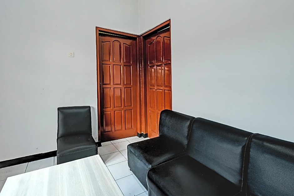 SPOT ON 91715 Hotel Citra Dewi 1