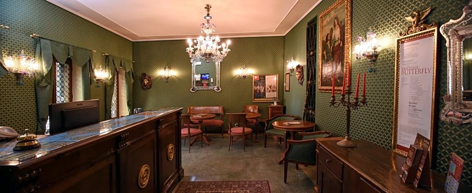 Hotel San Moise