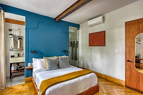 Double Room with Balcony