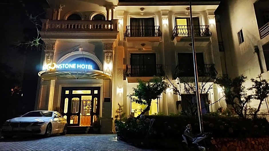 TTR Moonstone Apart Hotel