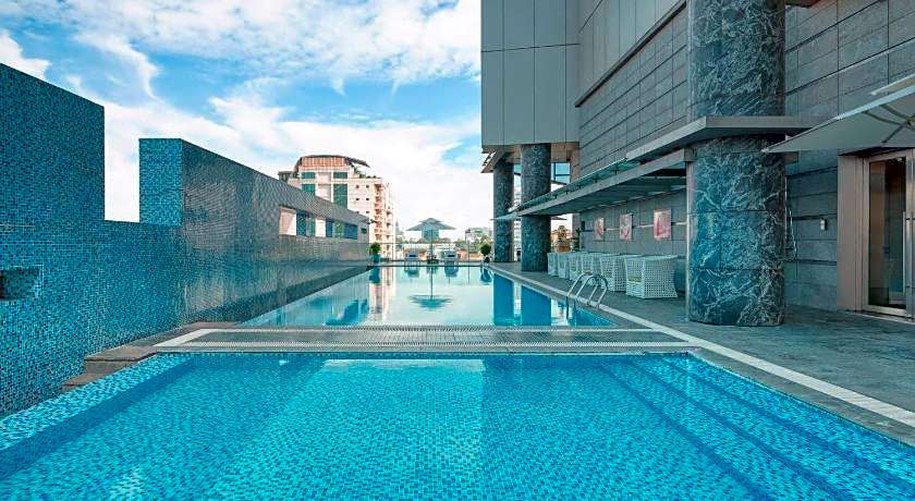Pullman Saigon Centre Hotel