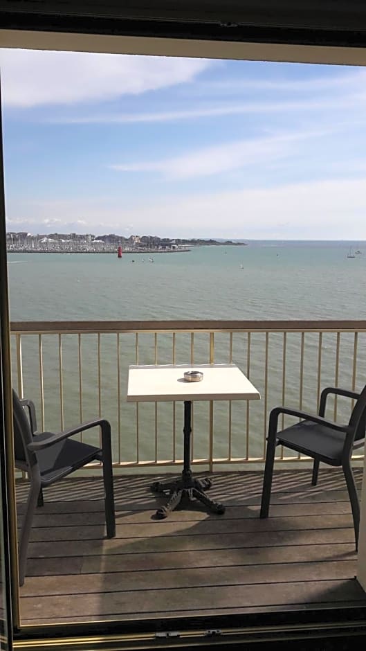 Hotel les Brises