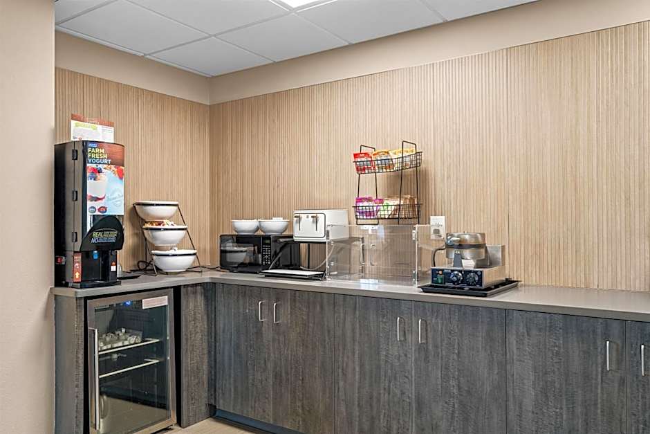 Best Western Courtview Hotel
