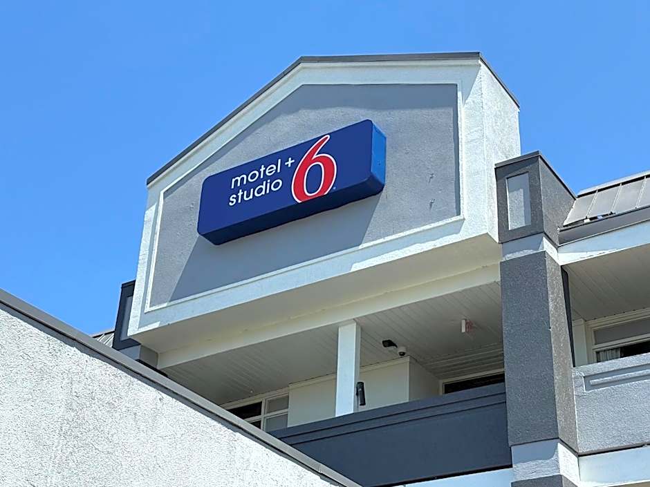 Motel 6 Charlotte, NC - Airport South