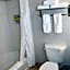 Holiday Inn Express Hotel & Suites Evanston By IHG