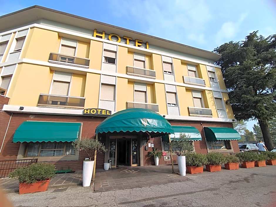 Hotel Industria