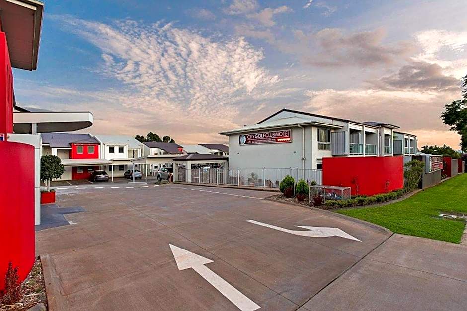 City Golf Club Motel