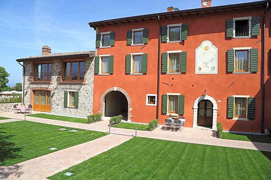 Residence Borgo Mondragon