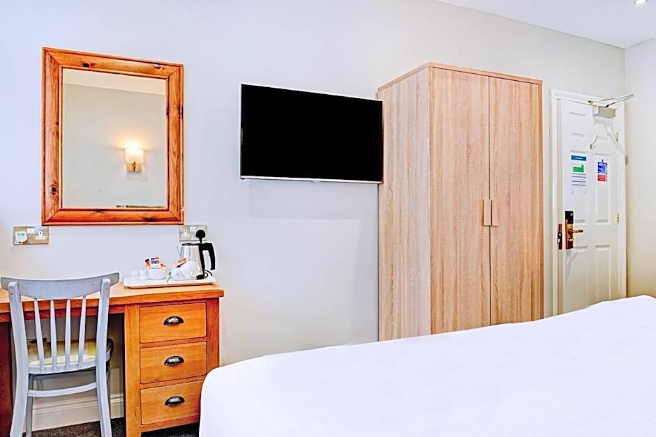 The Gables Hotel, Birmingham Airport