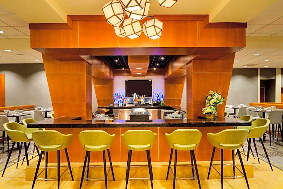 Courtyard by Marriott Boston Logan Airport