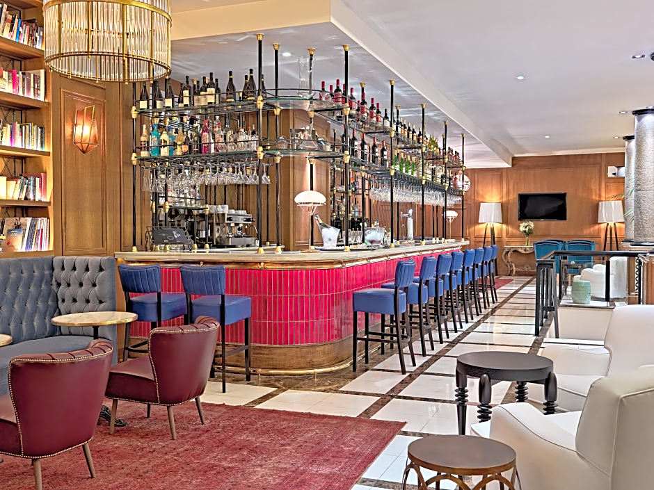 H10 Villa De La Reina