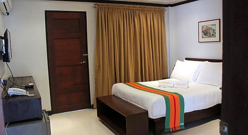 Veranda Suites and Restaurant