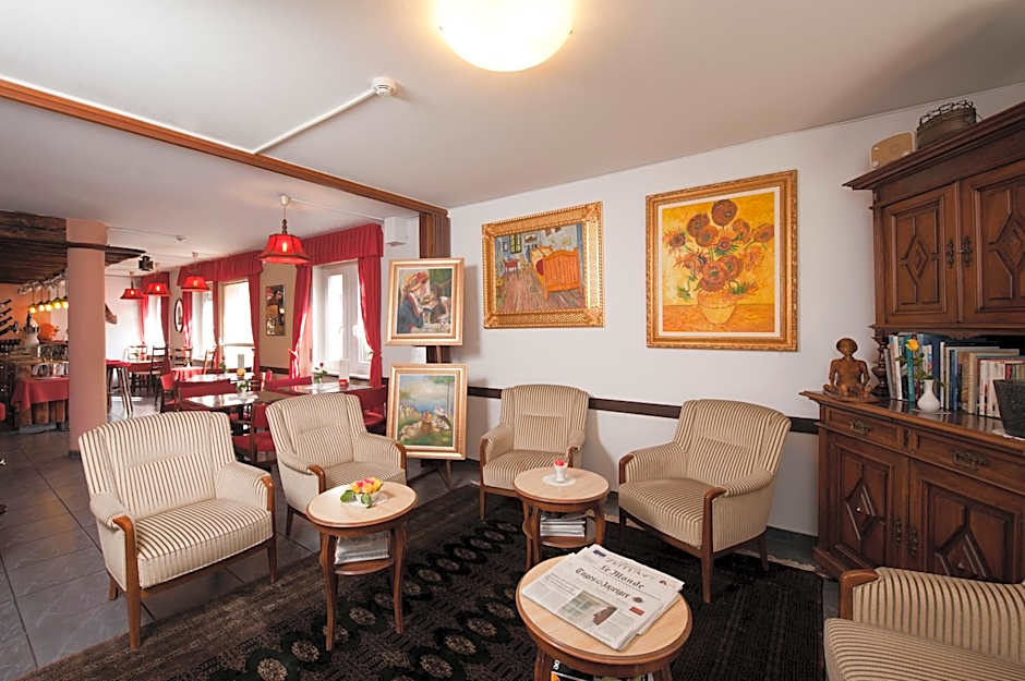 Hotel Dischma - FREE BUS AND TRAIN TICKET