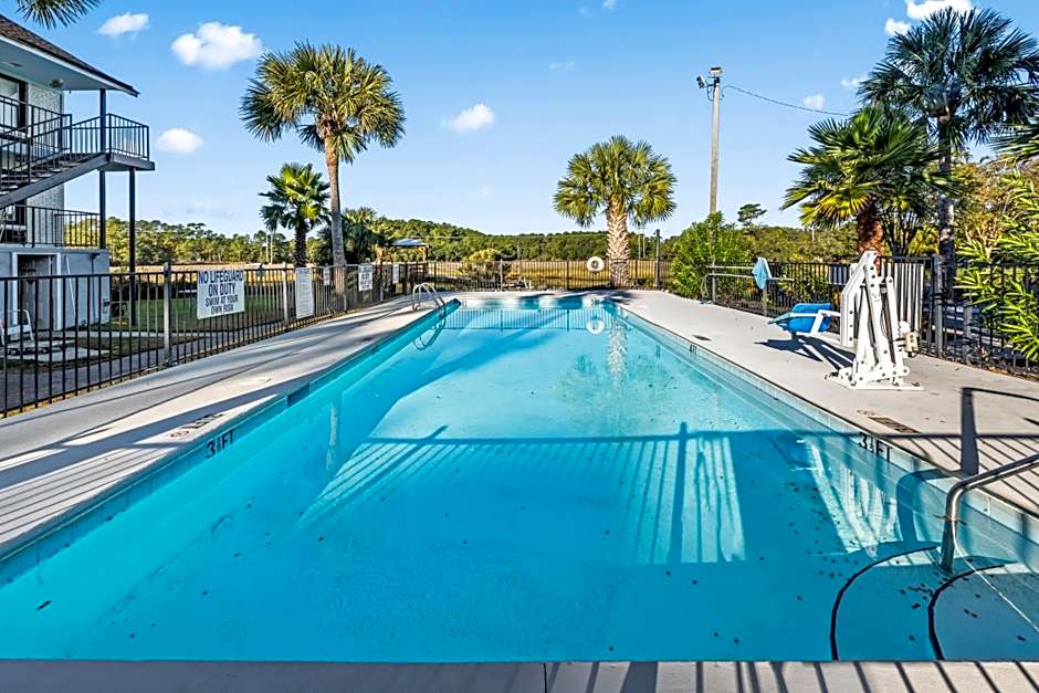 Charleston Creekside Inn