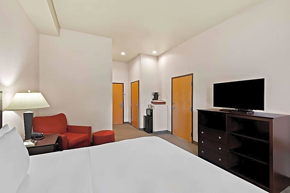 Comfort Inn & Suites Creswell