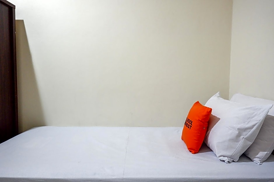 KoolKost near Kawasan Simpang Lima Semarang