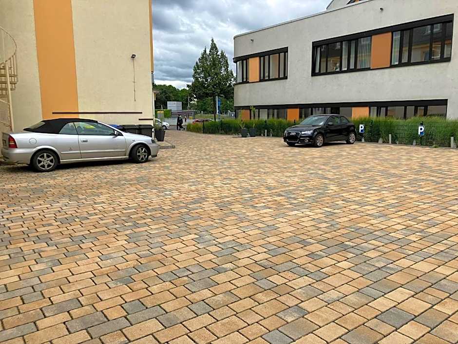 Hotel am Bayrischen Platz