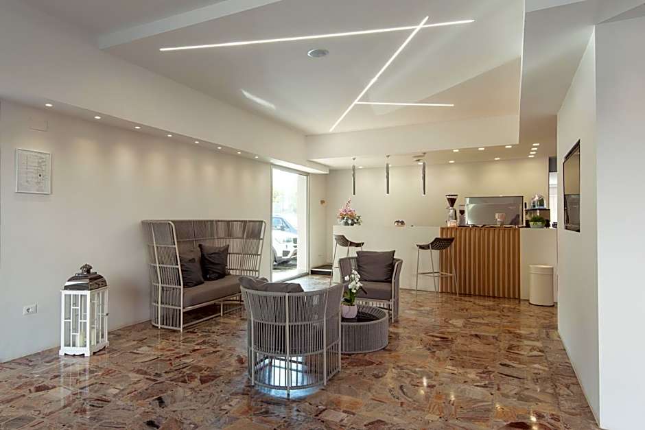 Adria Beach Hotel