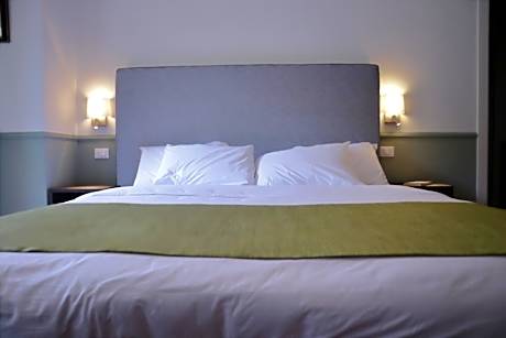 Large Double or Twin Room