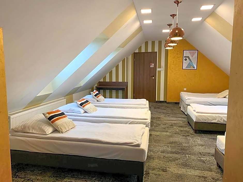 Hotel Fero Express POKOJE KLIMATYZOWANE AC