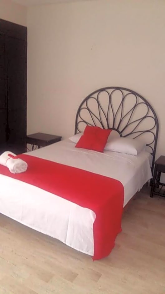 HOTEL Galerias Diana