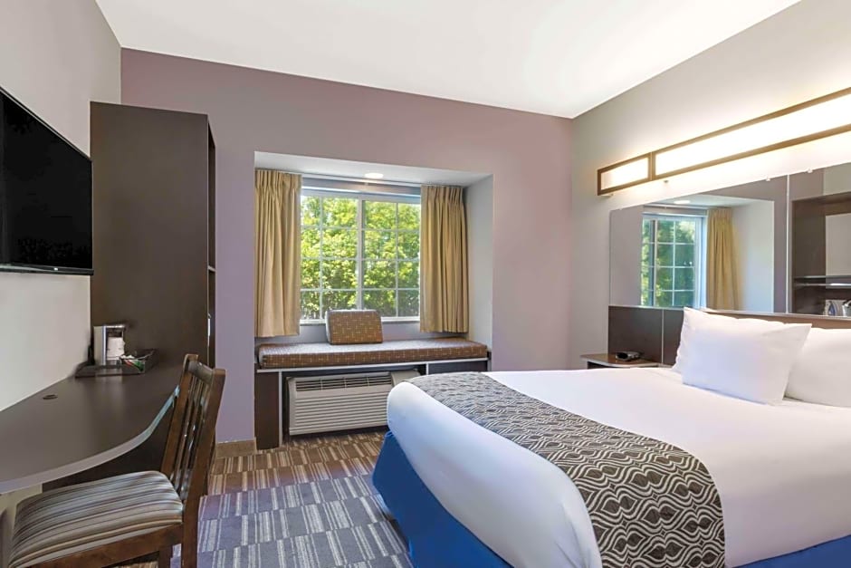 Microtel Tuscaloosa Unv – Tuscaloosa, AL